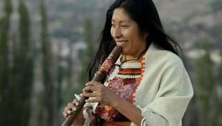 Micaela Chauque trae los sonidos ancestrales de los vientos de la Quebrada de Humahuaca