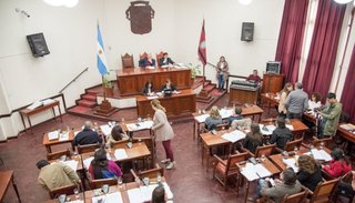 Mas de 3 mil precandidatos para 21 bancas de concejales en la ciudad