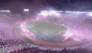 River fue castigado por la pirotecnia usada en el choque de ida con Boca