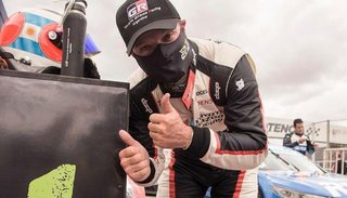 Barrichello se dio el gusto y festejó a lo grande en Top Race