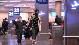 El Gobierno abrirá las fronteras a los países limítrofes para recibir turistas