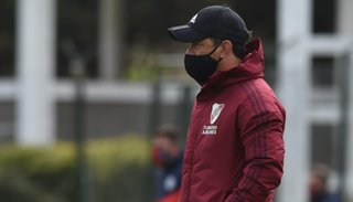 Marcelo Gallardo dio negativo de coronavirus y está en condiciones de dirigir