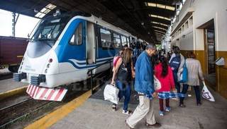 Anunciaron que el próximo año comenzará a funcionar el tren de pasajeros Cerrillos - Coronel Moldes
