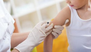 Pfizer informó que su vacuna tiene una eficacia del 90% en niños