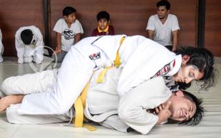 Cada vez más salteñas encuentran un refugio en las artes marciales y la defensa personal