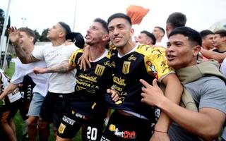 Almirante Brown se clasificó para la final por el primer ascenso