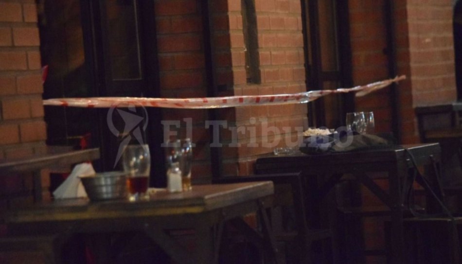 VIDEO Le disparó a los empleados de un bar porque no lo atendieron- VIDEO Le disparó a los empleados de un bar porque no lo atendieron