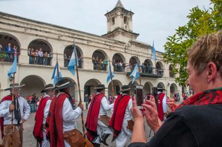 Enterate sobre los días que se fijaron como feriados puente y los inamovibles