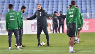 El Patón Bauza se quedó sin Mundial: Lo echaron de la Selección de Arabia Saudita
