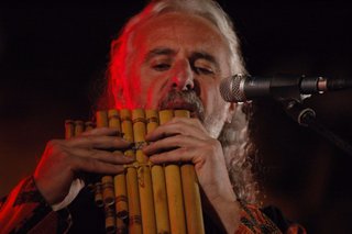 Esta noche, Gustavo Patiño y sus sonidos