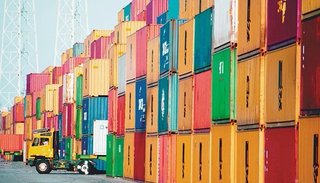 Fallos judiciales facilitarán el ingreso de importados, trabados por el kirchnerismo