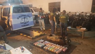 Incautan 66 kilos de cocaína en tanques de combustible: 18 detenidos
