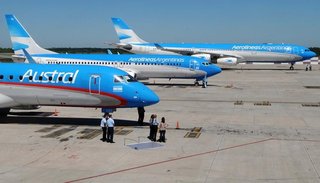 Aerolíneas Argentinas denunció a los gremios que paralizaron la actividad
