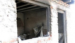 Murieron una mujer y sus seis hijos al incendiarse una casa