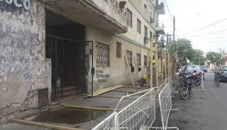 Ahora resulta que la pasarela del "Impulso" es inadecuada