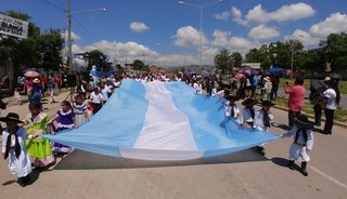 FOTOS. Desfile gaucho y de instituciones en avenida Forestal