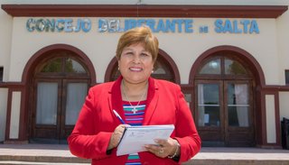"Las taquígrafas registramos todo lo que sucede y muchas veces pasamos por situaciones límite"