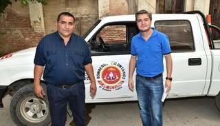 Entregaron a Bomberos una camioneta secuestrada