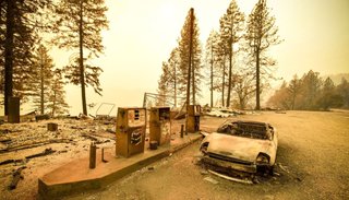 Asciende a 44 el número de muertos por los incendios en Los Ángeles