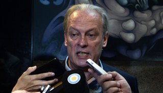 Efecto bono: la CGT no hará paro, pero los "combativos" insisten