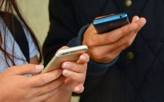 Congelaron las tarifas telefónicas, de internet y televisión hasta el 31 de diciembre