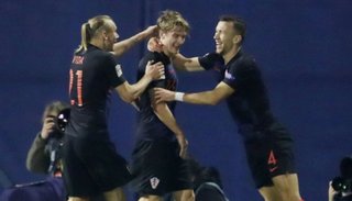 Croacia derrotó 3 a 2 a España y sigue vivo