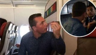 VÍDEO Le agarró diarrea en el avión y trompeó al tripulante: “Me estoy cagan ...”