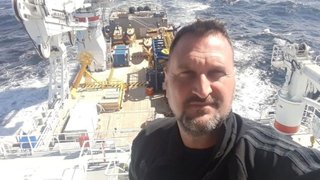 "Mi hijo hubiera elegido el fondo del mar para descansar"