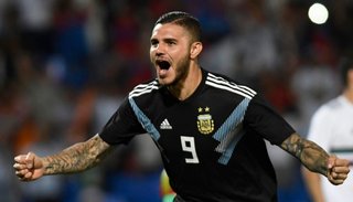 De los bautismos de Icardi y Dybala al llanto de Scaloni