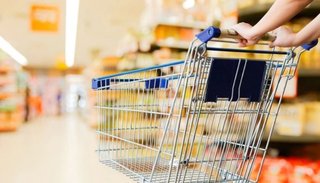 La canasta básica se disparó 7,5% en octubre: para no ser pobre una familia necesita $ 24.241