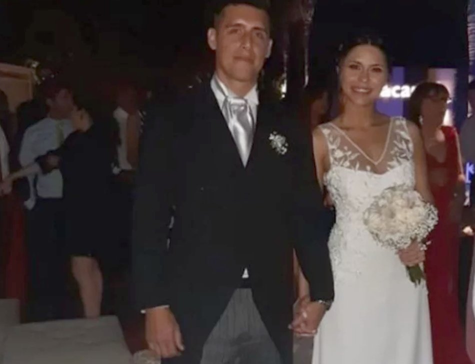 Pusieron una urna melliza y le robaron 60 mil pesos a los novios en el casamiento