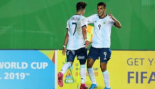 Resultado de imagen para La Selección Sub 17 ganó y clasificó a octavos de final