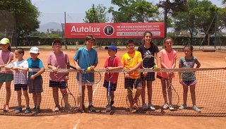 Salta presenta su selección infantil de tenis