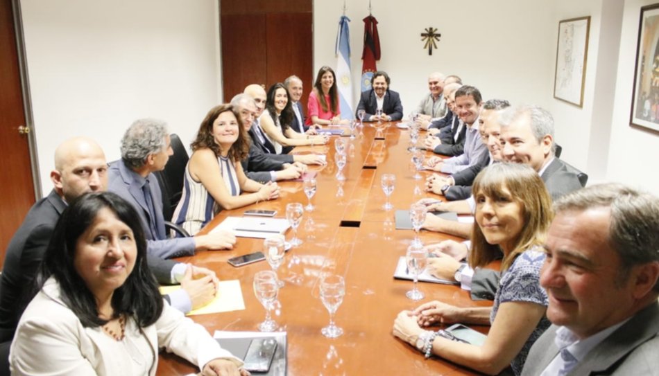 Bettina Romero se reunió con Gustavo Sáenz para dar inicio a la transición municipal- Bettina Romero se reunió con Gustavo Sáenz para dar inicio a la transición municipal