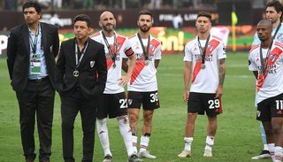 River modificó su itinerario y llegará a Aeroparque, donde los hinchas se autoconvocaron