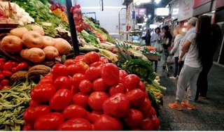 Más de la mitad de la verdura se descartada por exceso de agrotóxicos
