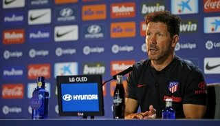 Simeone: “La presencia de Suárez nos genera la necesidad de abastecerlo”