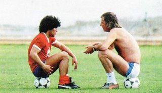 "El que más me enseñó fue Menotti", reconoce Diego en el Día del DT