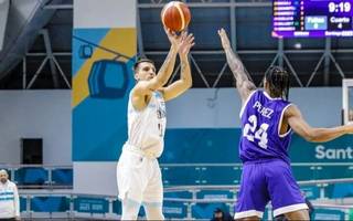 Argentina clasificó y terminó puntera en el grupo