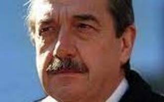 Raúl Alfonsín enseñó que “con la democracia se come, se cura, se educa”
