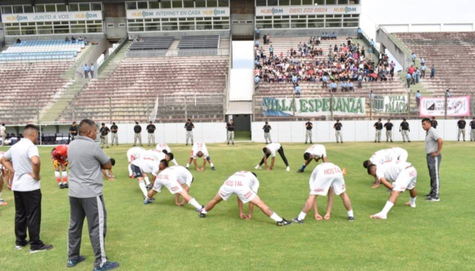 Lluvia de goles en el estadio Martearena por los “90 minutos de libertad”- Lluvia de goles en el estadio Martearena por los “90 minutos de libertad”
