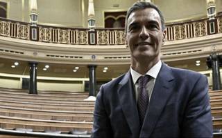 Pedro Sánchez fue reelegido como presidente de Gobierno en una España dividida