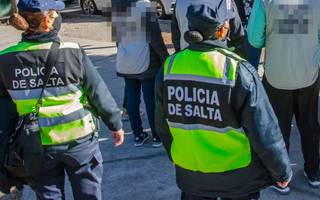 Triste jornada: Hallan sin vida a otro hombre en situación de calle en el parque San Martín