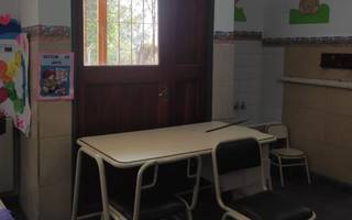 Ingresaron a robar en el JIM Nº 16 y provocaron destrozos