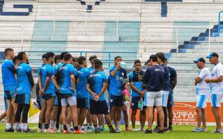 Gimnasia y Tiro ya se instaló en Bahía Blanca para enfrentar a Olimpo