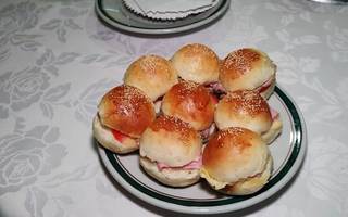  Estudiantes de “La Promo 2023” degustaron el menú de la Cena Blanca 