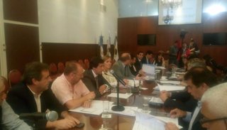 El ministro y funcionarios de Hacienda presentaron el presupuesto 2018