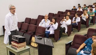 Preocupan los pacientes que reciben el alta pero no se van del hospital