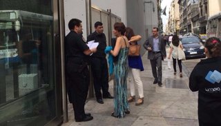 Policías y despidos en el Enacom