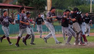 Infernales barrió la serie y es el campeón en la primera edición de la LAB